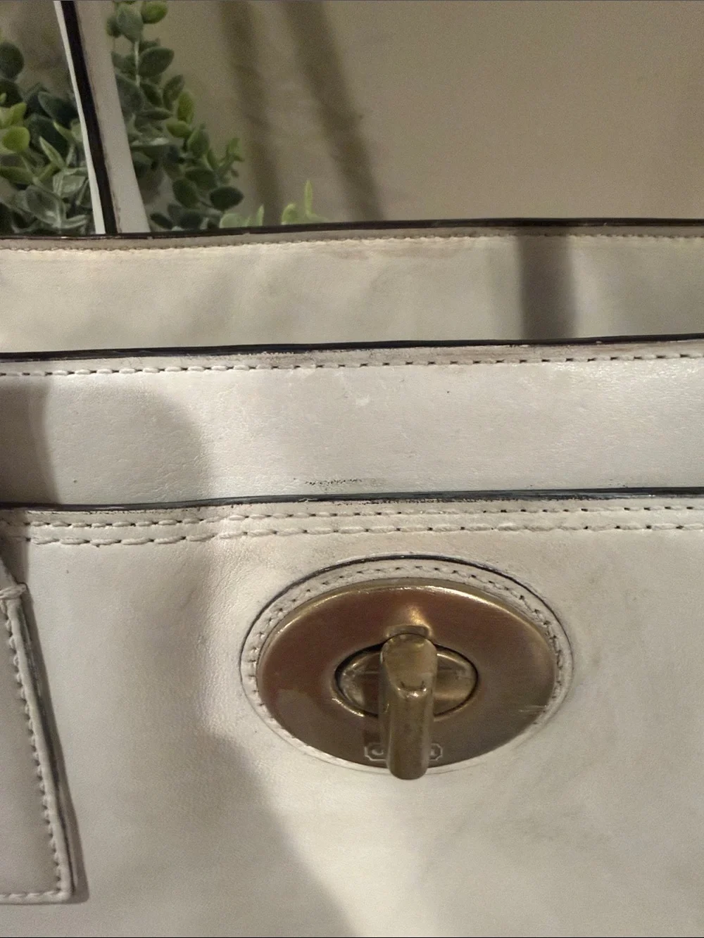 Coach White Leather Tote Bag with Turnlock Closure
